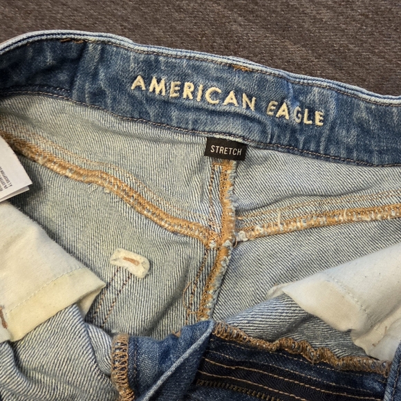 American Eagle Denim Shorts SZ 2 Curvy 90s Boyfriend Jean Distressed Stretch - Picture 6 of 7
